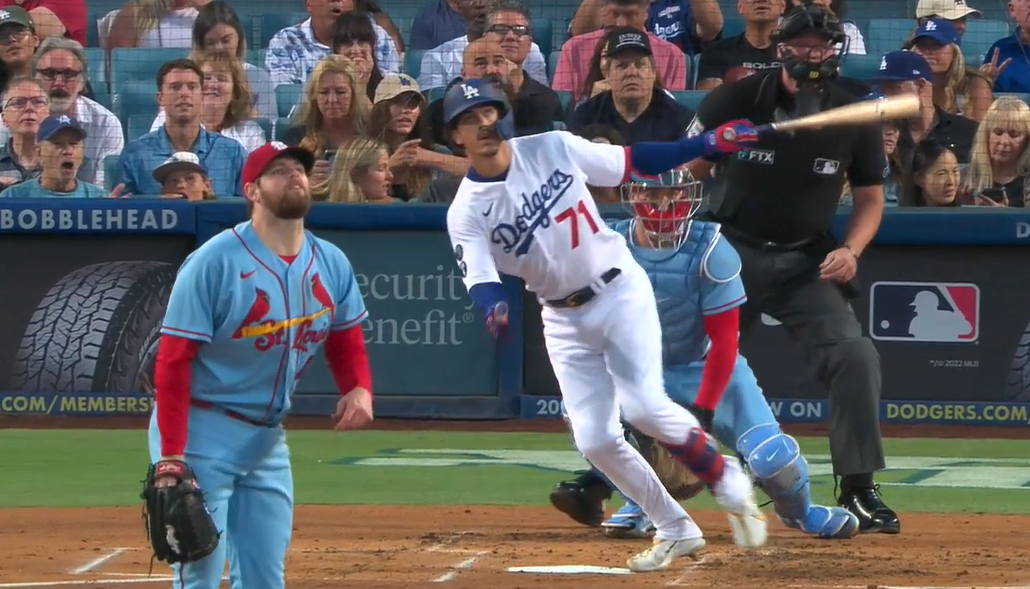 Vargas hits 1st homer, Dodgers bounce back to beat Cards 6-2