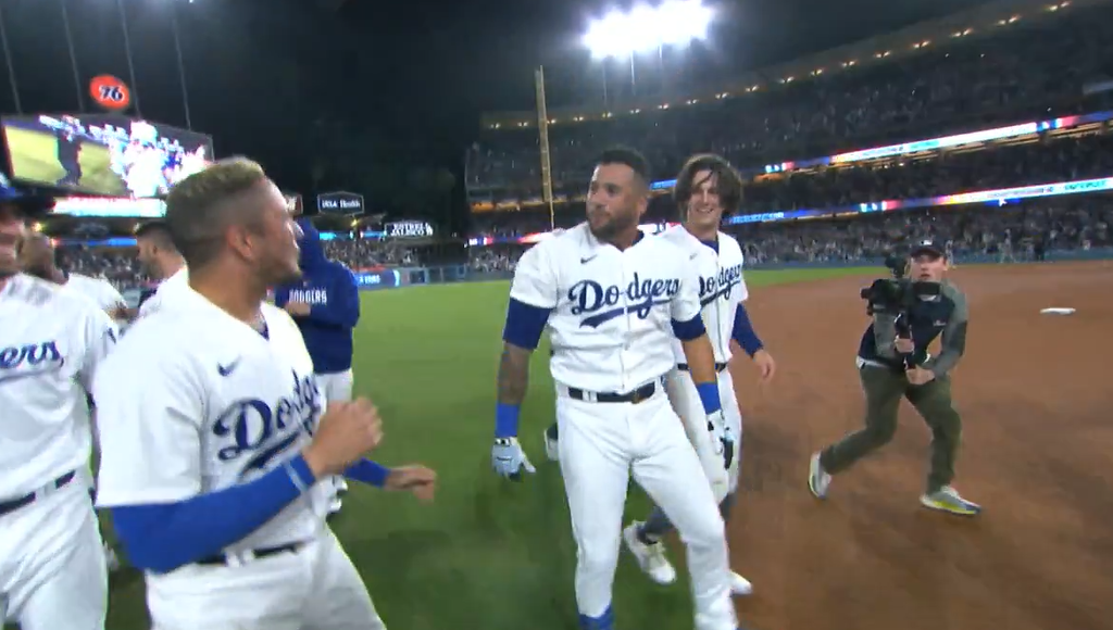 Dodgers 2, Cubs 1: David Peralta walks it off and the Dodgers steal one on  Jackie Robinson Day – Dodgers Digest